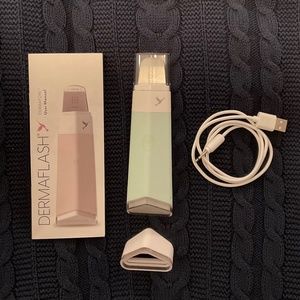 Dermaflash Dermapore Pore Extractor and Serum Infuser
